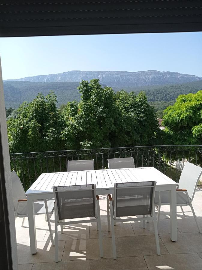La Maison De Papou La Vigne A Nans Les Pins 83860 Εξωτερικό φωτογραφία